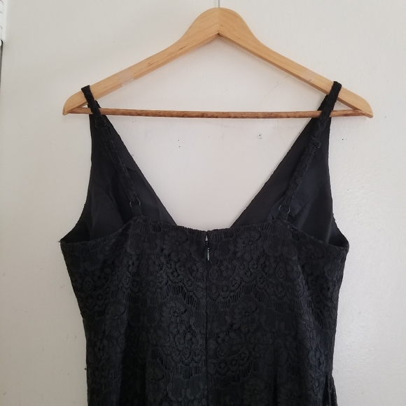 Yumi Kim La Vida Lace Ruffle Sleeveless Midi Dress - Picture 9 of 16